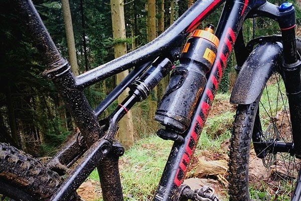 Team Rider Dave s takes a closer look at the Epic's suspension